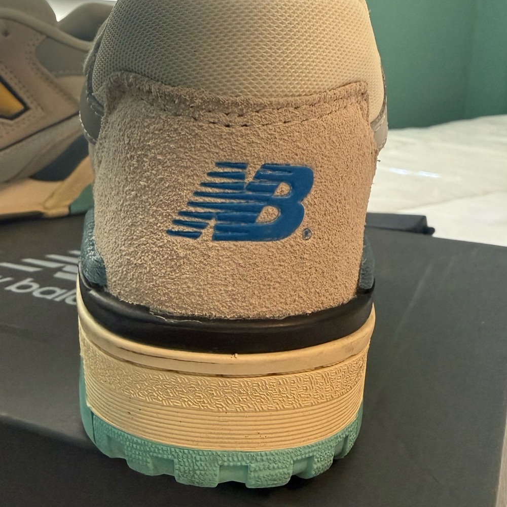 Unisex New Balance 550 Sneakers in Sea Salt Yellow - Picture 10 of 15